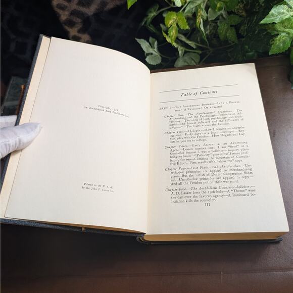 Vintage Navy Blue Hardback Book Facts and Fetishes in Advertising, Gundlach 1931 - Picture 2 of 8